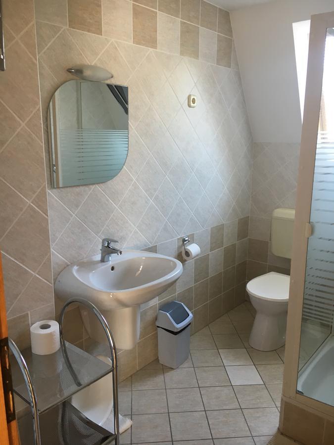 Katalin Apartmanhaz ザラカロシュ エクステリア 写真